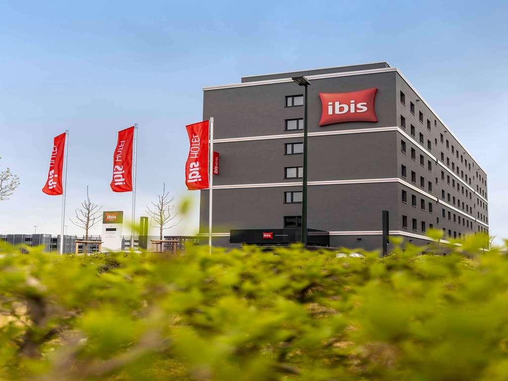 Hotel Ibis Airport