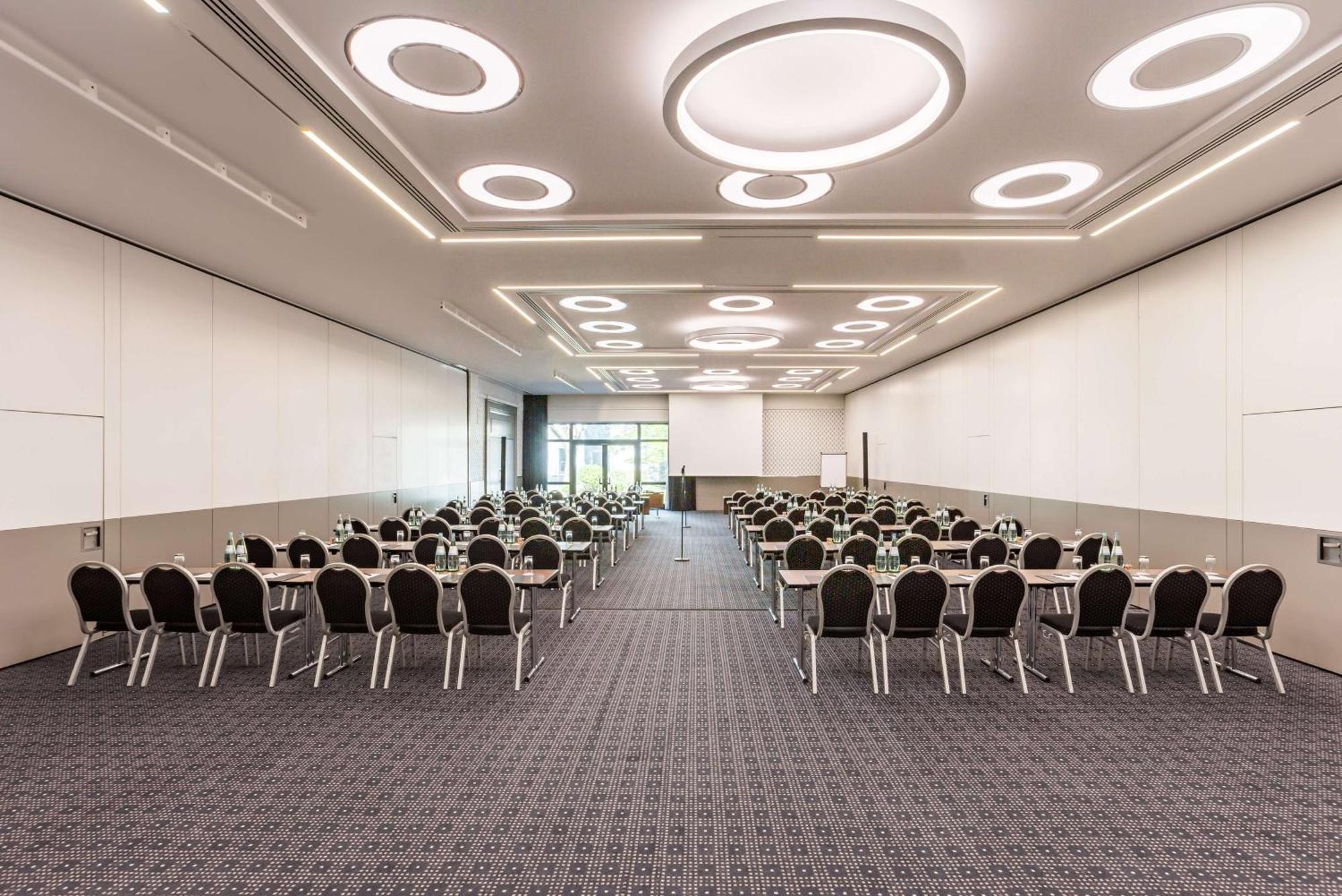Radisson Blu Conference Hotel,