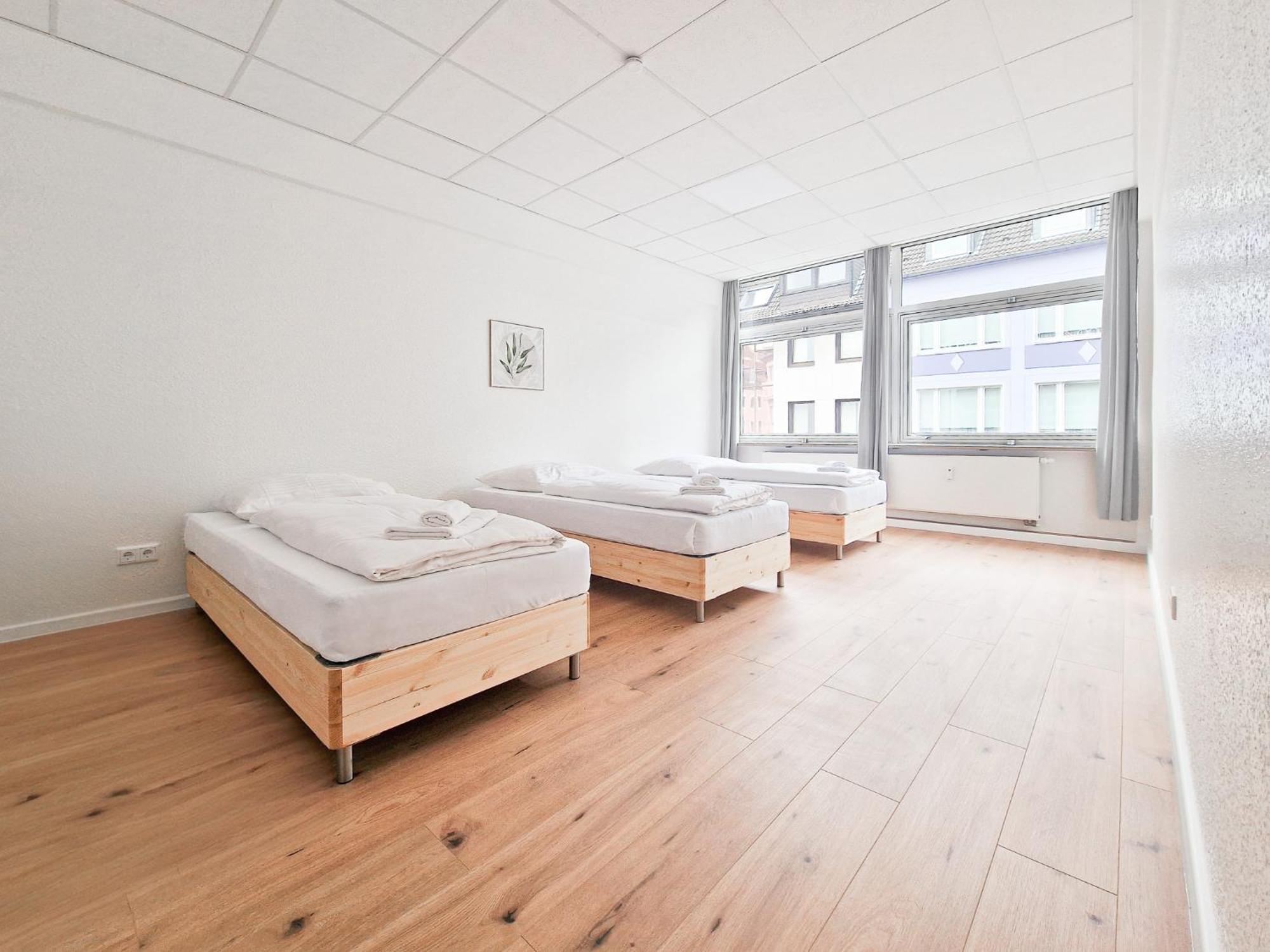 Raj Living - Center With 5 - 10 Min Messe Dus Apartment Dusseldorf