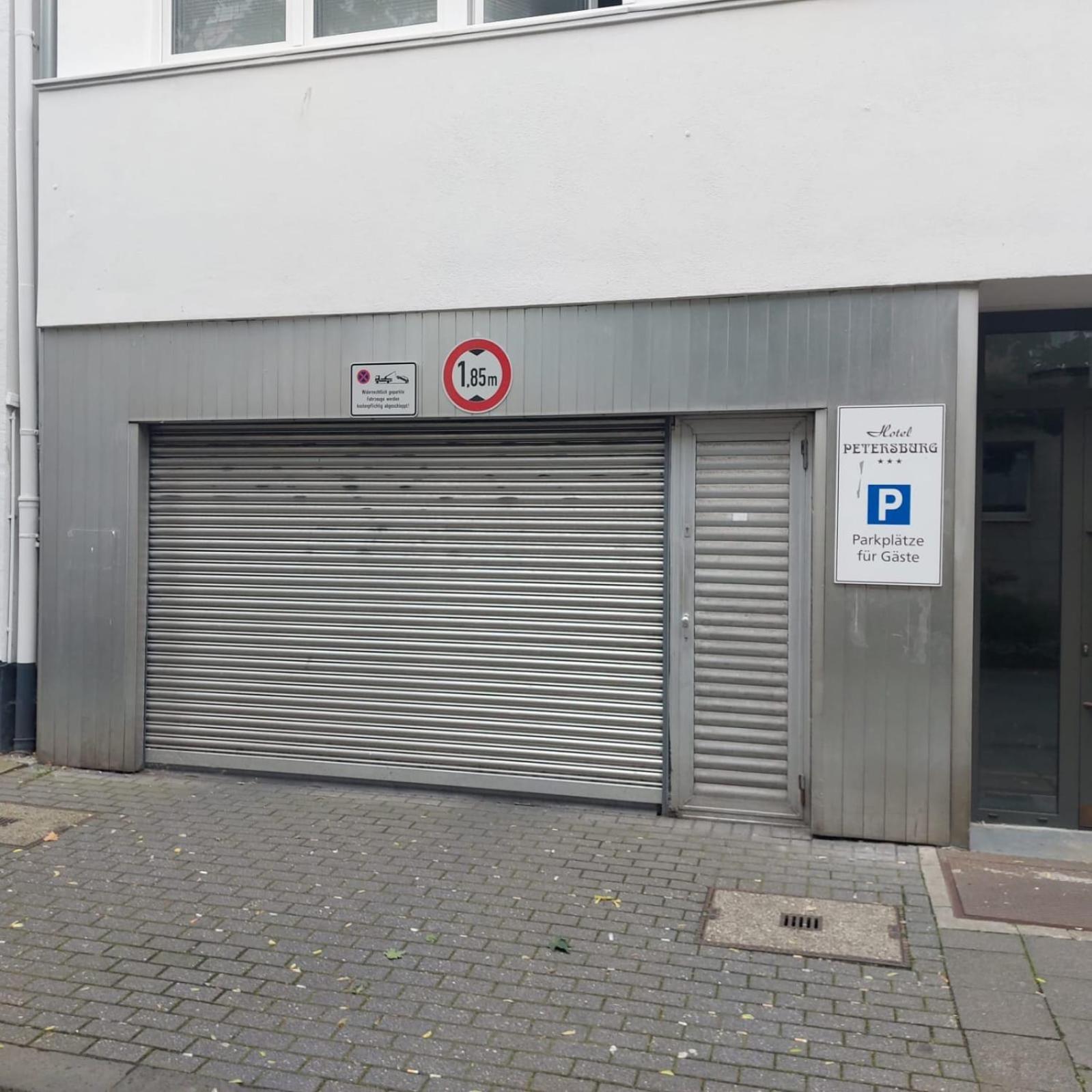 Jahnstrasse * Dusseldorf