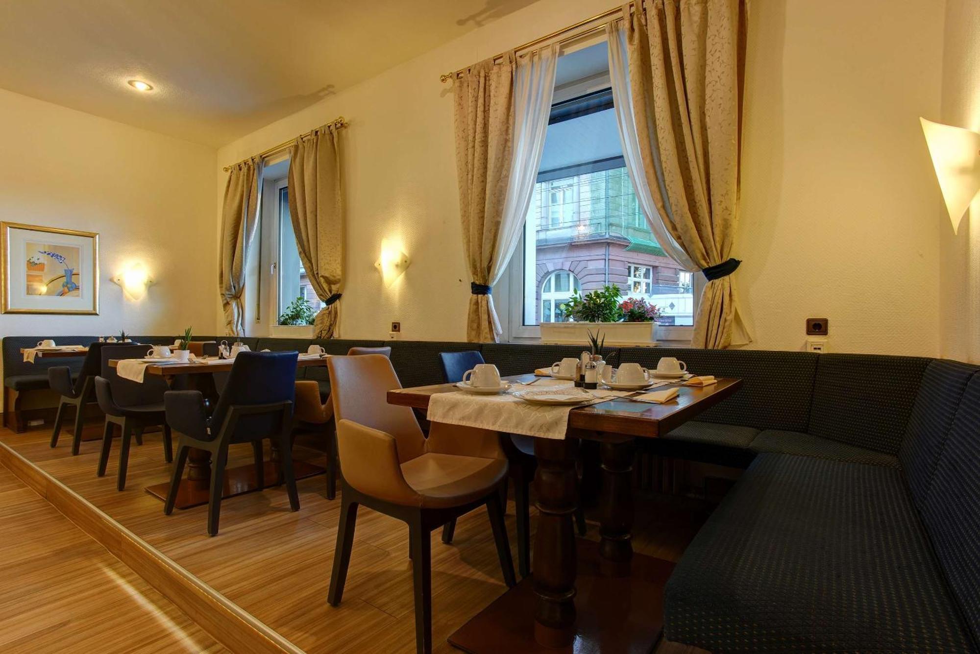 Sure By Best Western Ambassador Hotel 3*