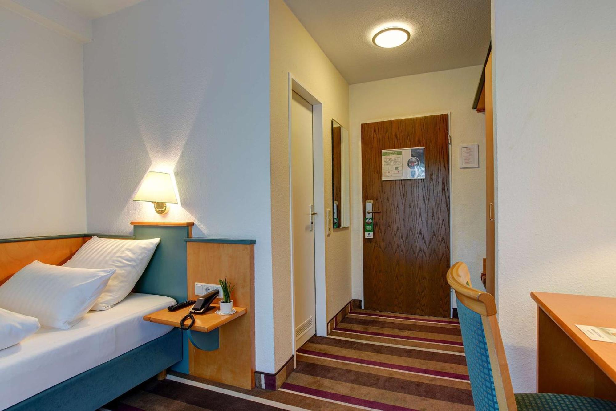 Sure By Best Western Ambassador Hotel Düsseldorf