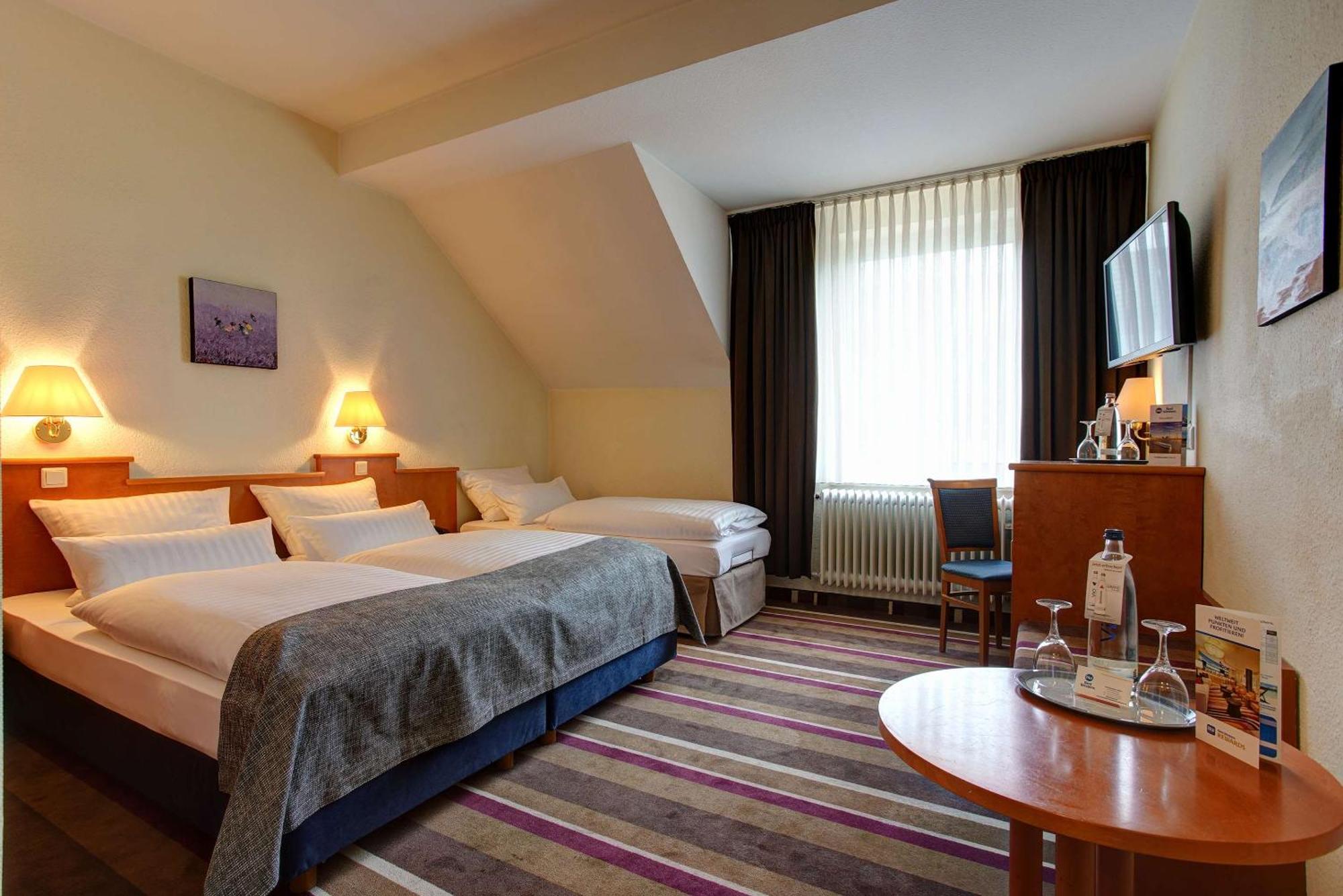 Hotel Sure By Best Western Ambassador 3*
