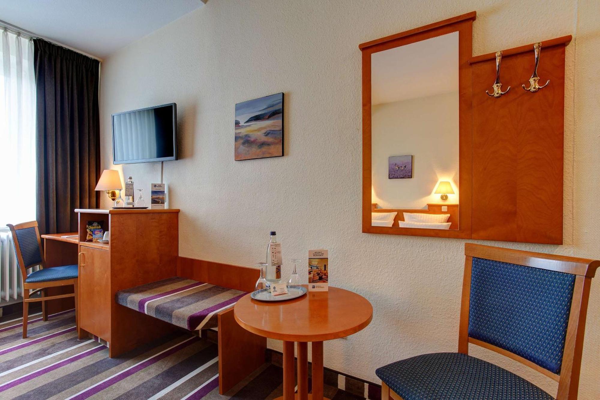 Sure By Best Western Ambassador 3*