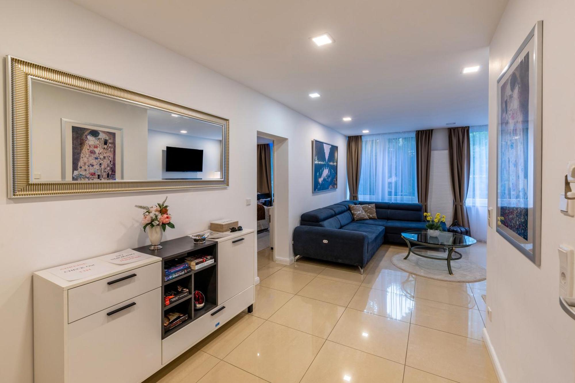 Zuhause 2 Apartment