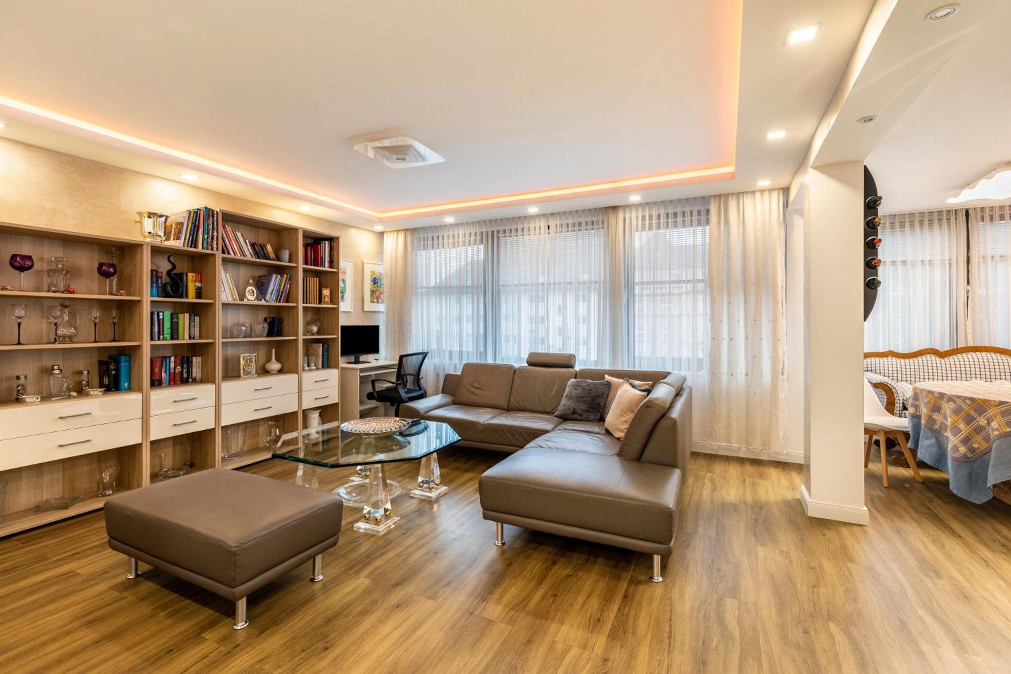 Zuhause 2 Dusseldorf
