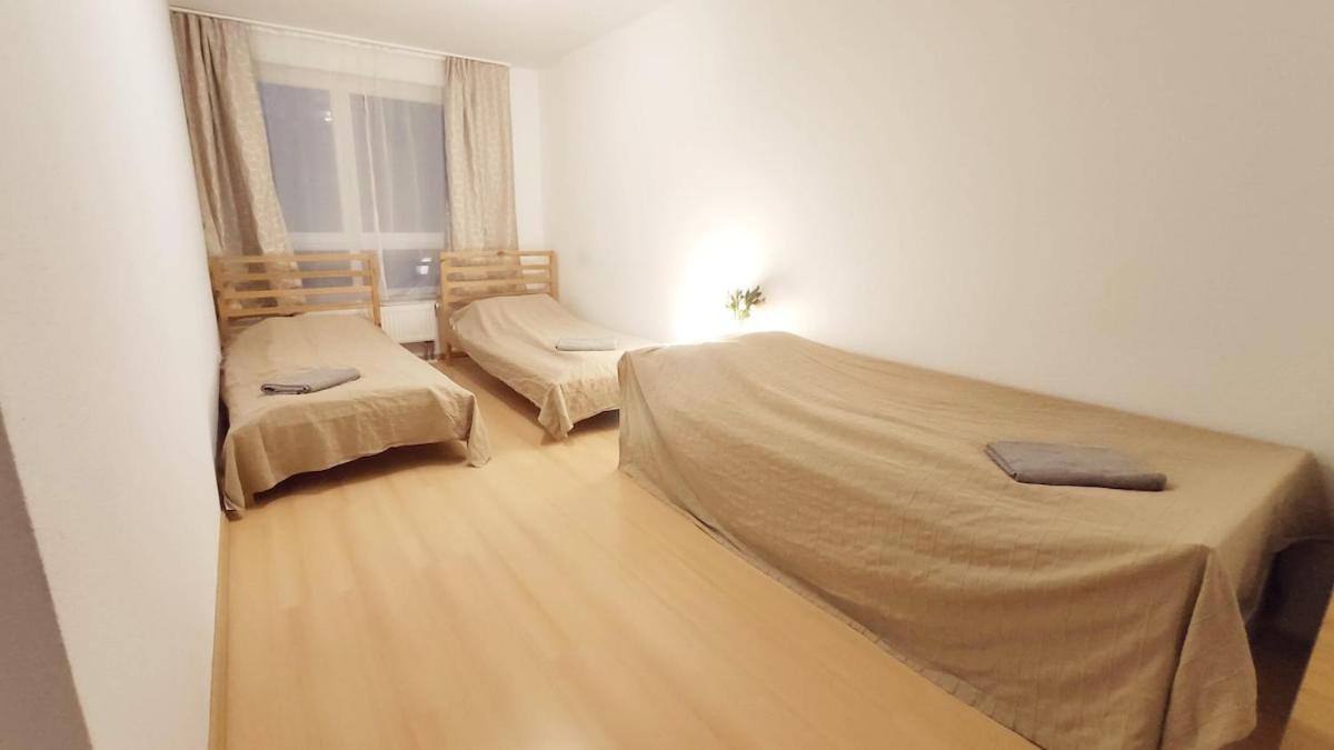 3 Bedroom House With 2 Bathrooms In - Haus Mit 3 Schlafzimmer 2 Badezimmer In *