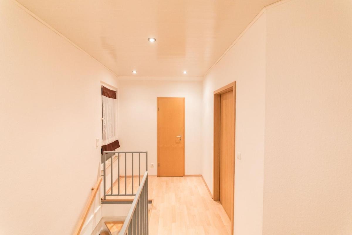 Holiday home 3 Bedroom House With 2 Bathrooms In - Haus Mit 3 Schlafzimmer 2 Badezimmer In Dusseldorf
