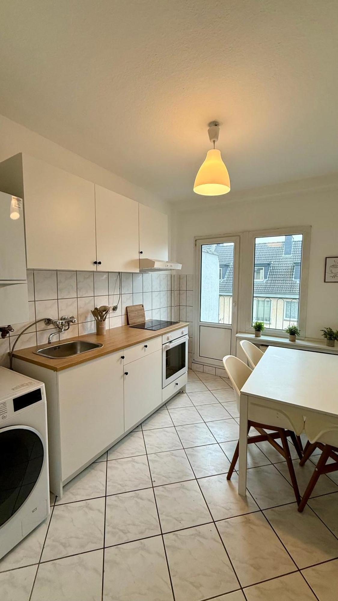 Apartment Ueber Den Daechern Von Dusseldorf