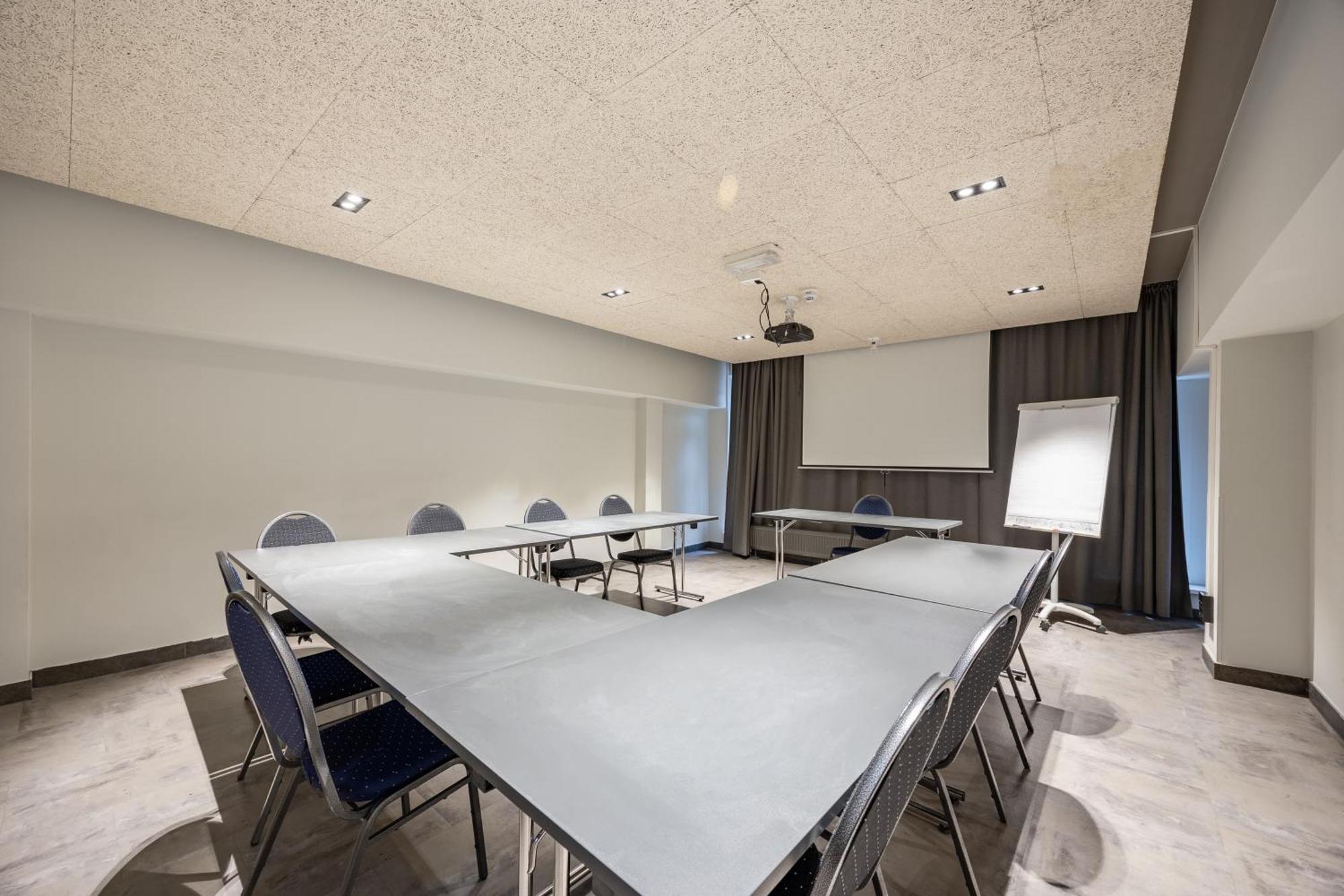 A&o Hauptbahnhof Hotel 2*