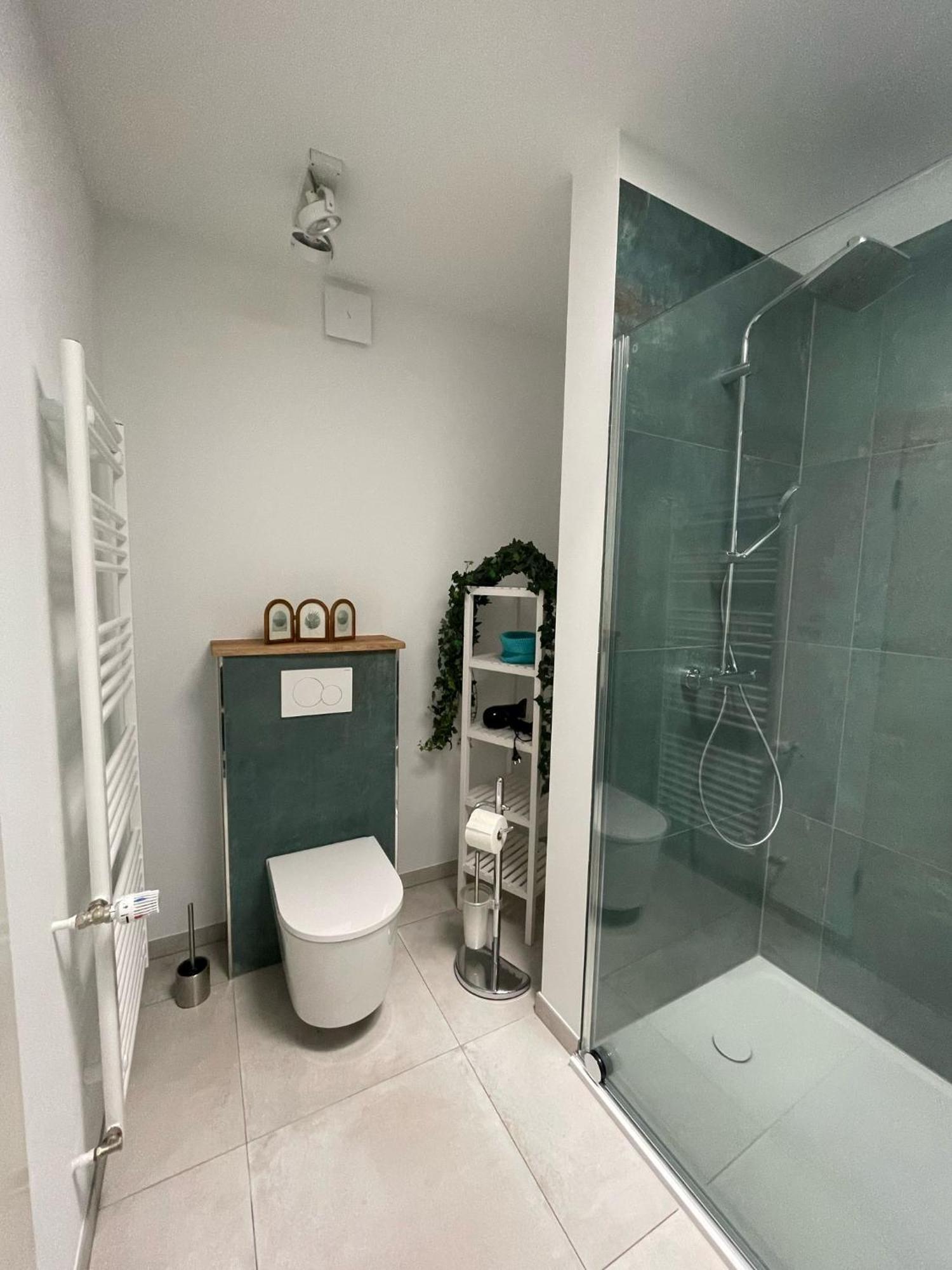 Ideale In Duesseldorf-nord Apartamento