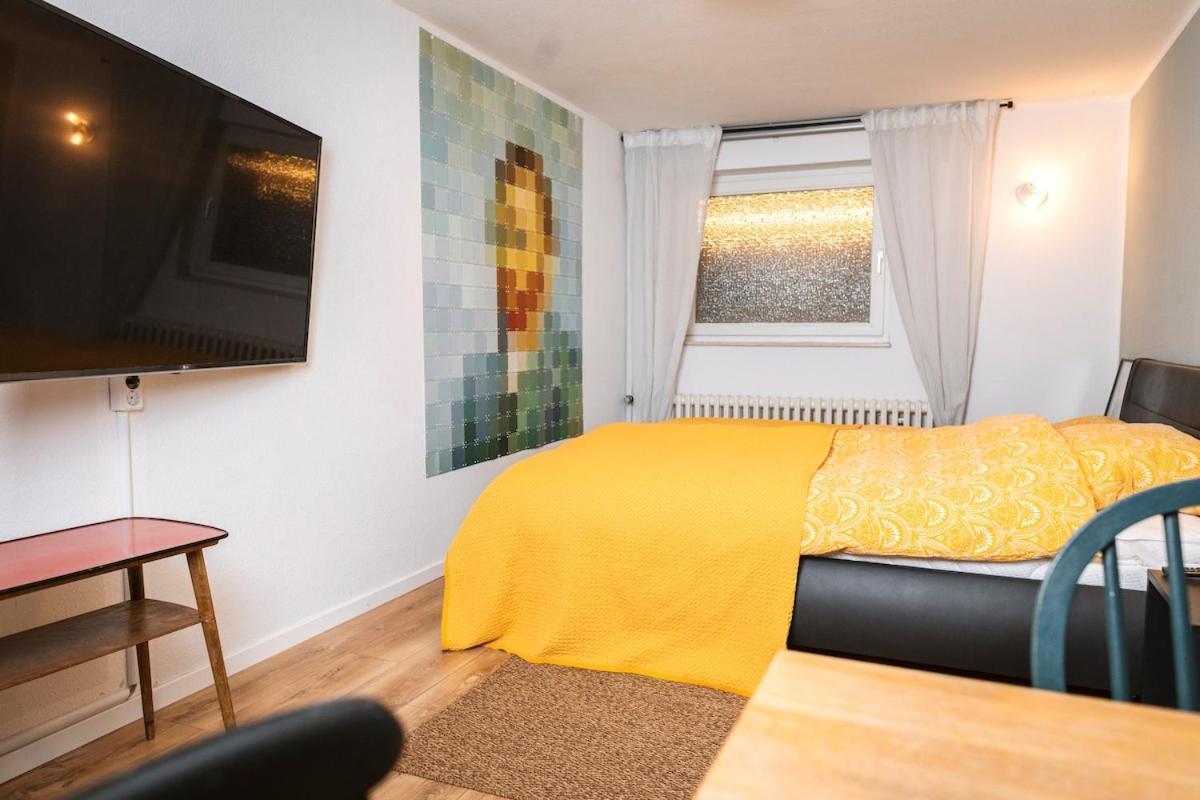 Casa Maxima, Right By Benrath Castle Dusseldorf
