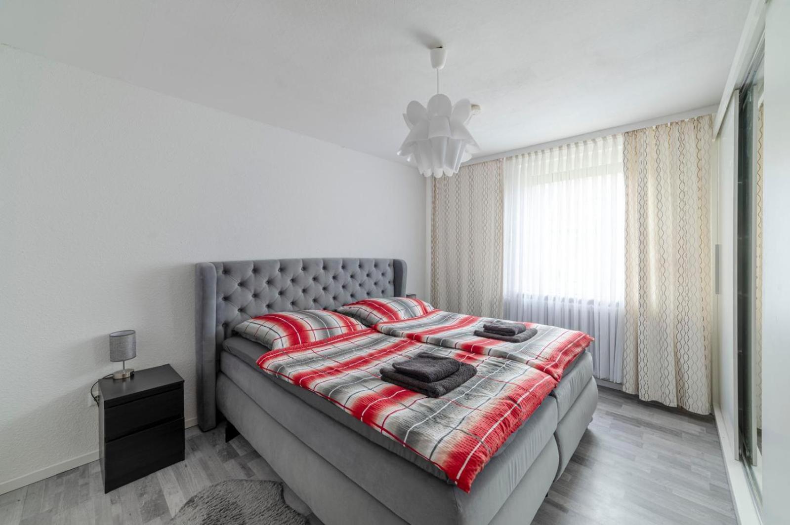 Apartment Cozy With Garden, Balcony And Parking Area In Dusseldorf