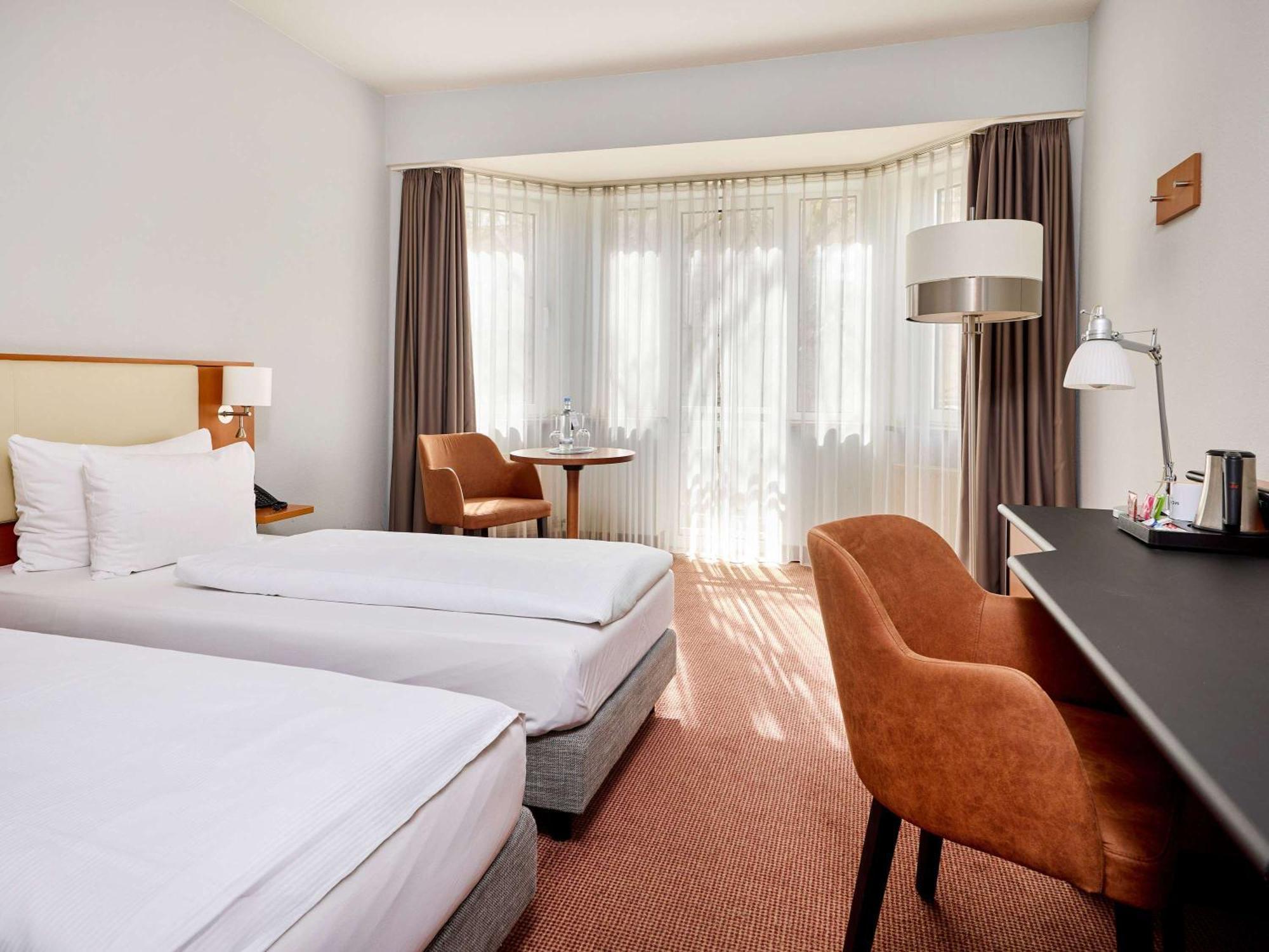 Mercure City Center 4*