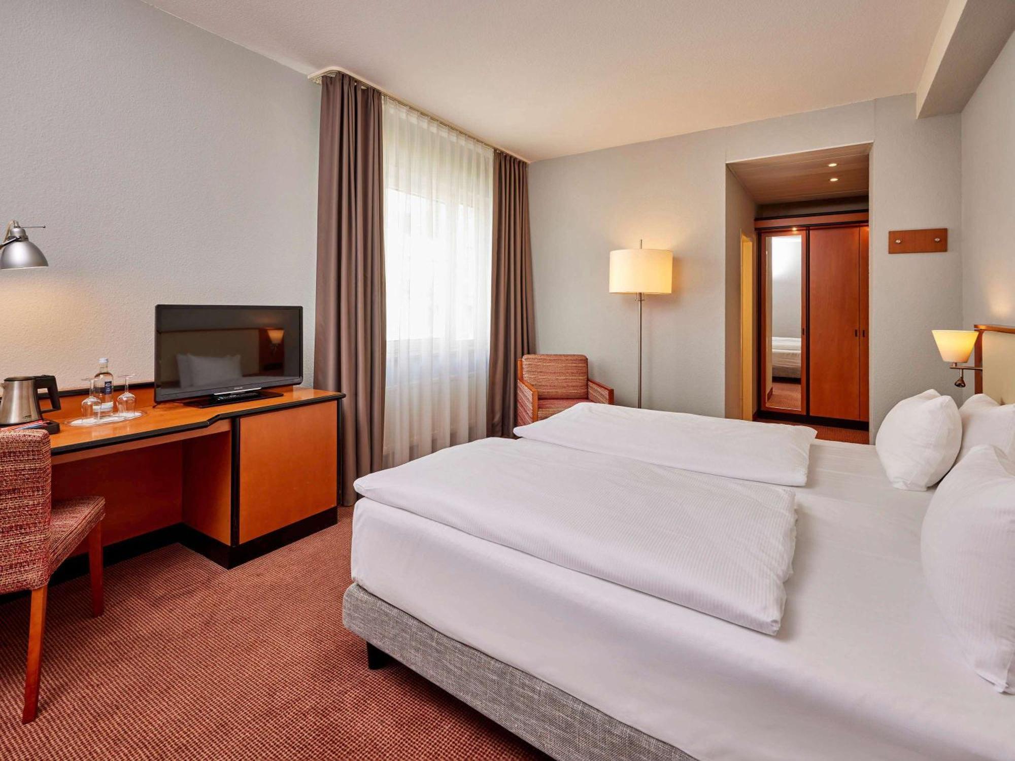 Hotel Mercure City Center 4*