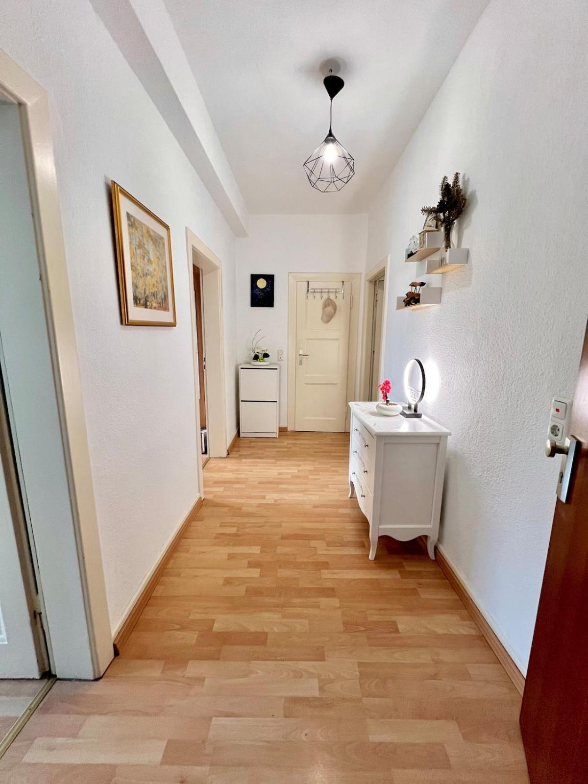 Cozy 2-room-apartment On Zoo Park In District 2