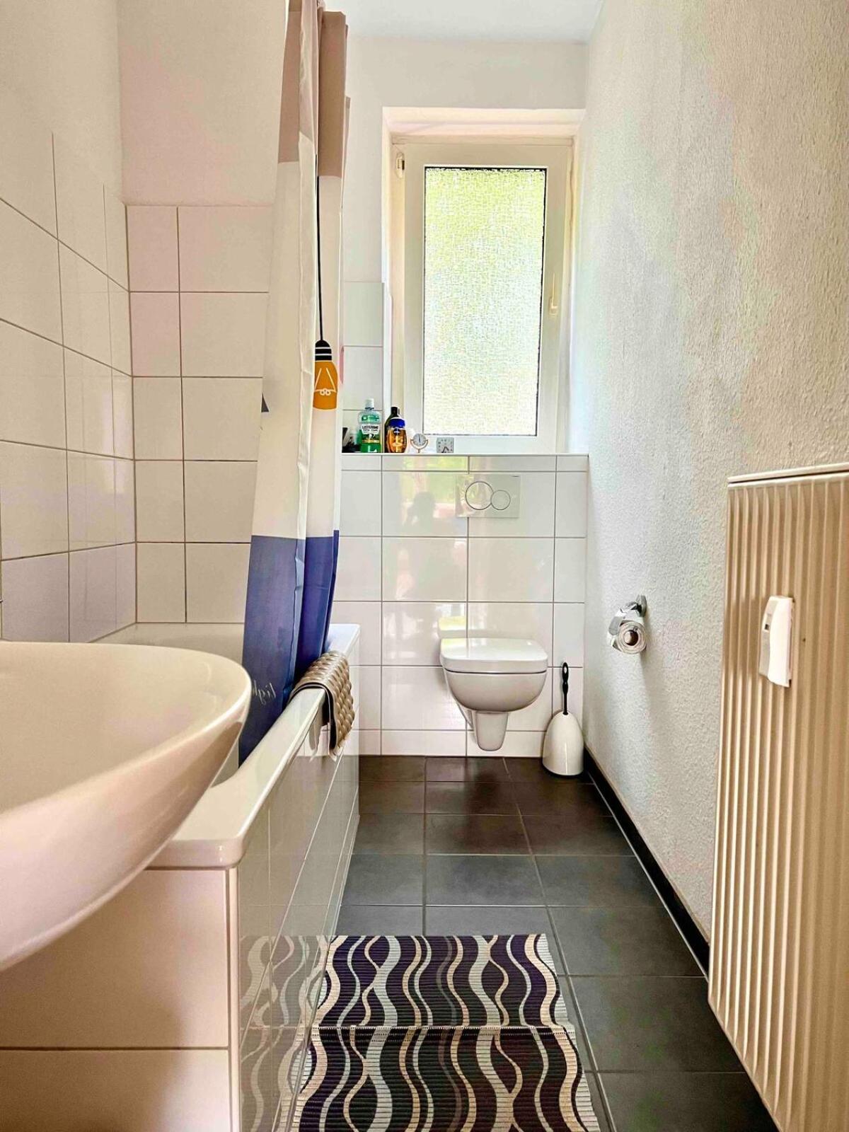 Cozy 2-room-apartment On Zoo Park In District 2 Appartement Düsseldorf