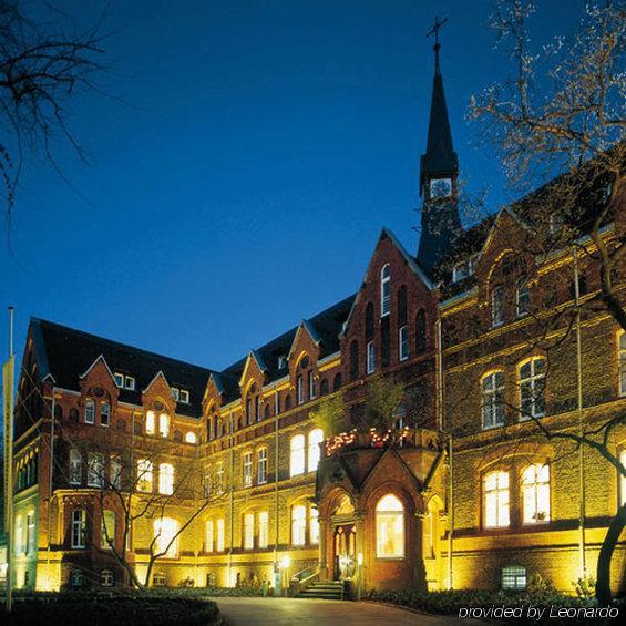 Hotel Mutterhaus 4*