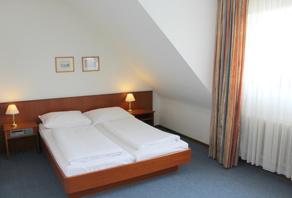 Acon 3* Dusseldorf