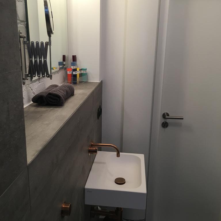 Square Rooms 8 Apartment *