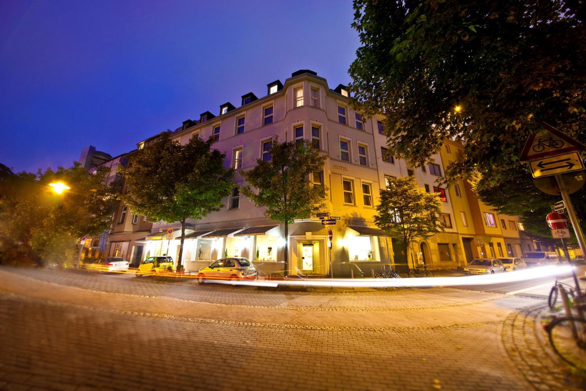 Maxim City Hotel 3*