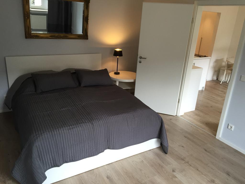 Moltke 120 * Dusseldorf