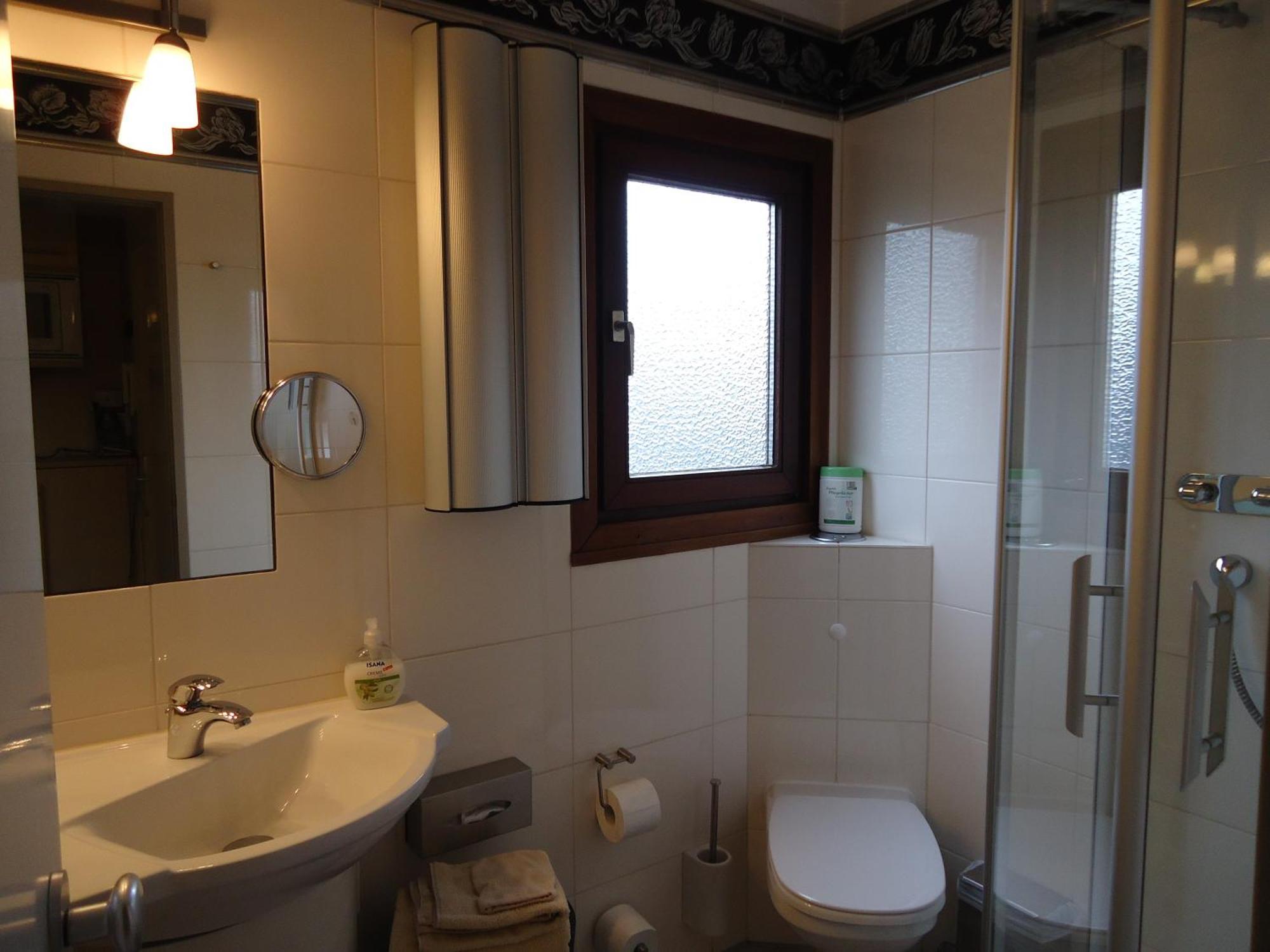 Guest house Air Boardinghouse Tulip Stockum, Zu Fuss - 3 Minuten Zur Messe