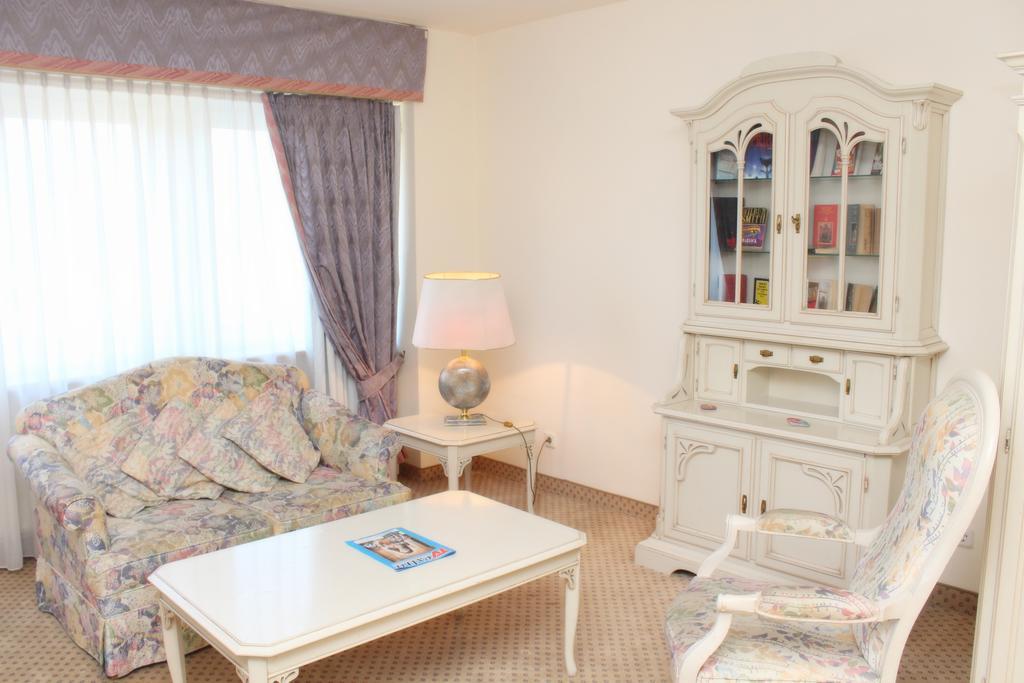 Hotel Elbroich 3*