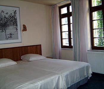 Altduesseldorf 3*