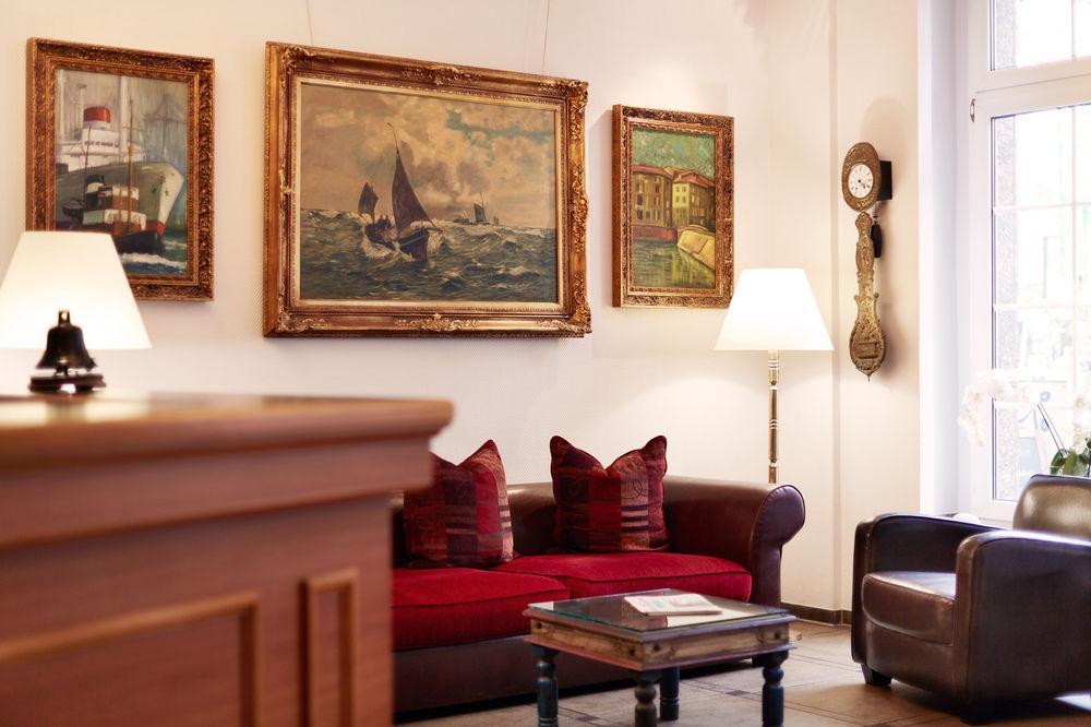 Doria Hotel 3*