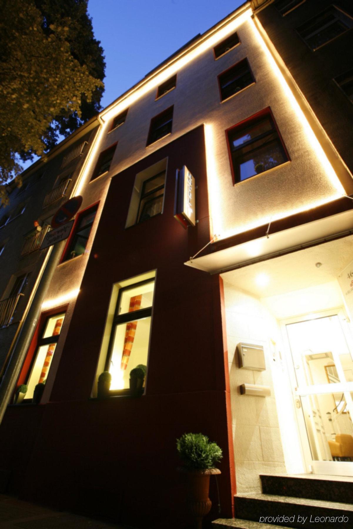 Am Volksgarten Hotel Dusseldorf