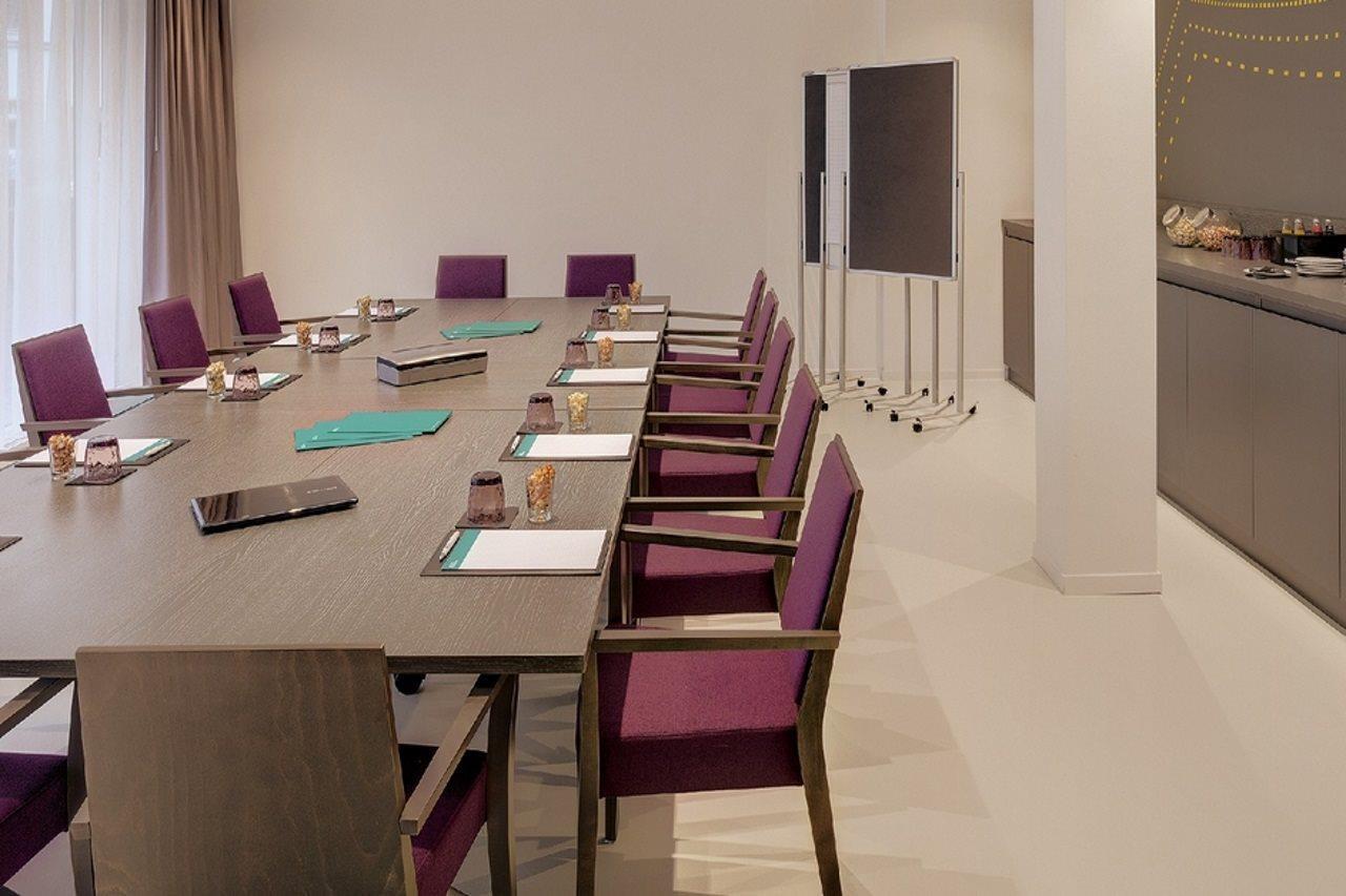 Indigo - - Victoriaplatz By Ihg Dusseldorf