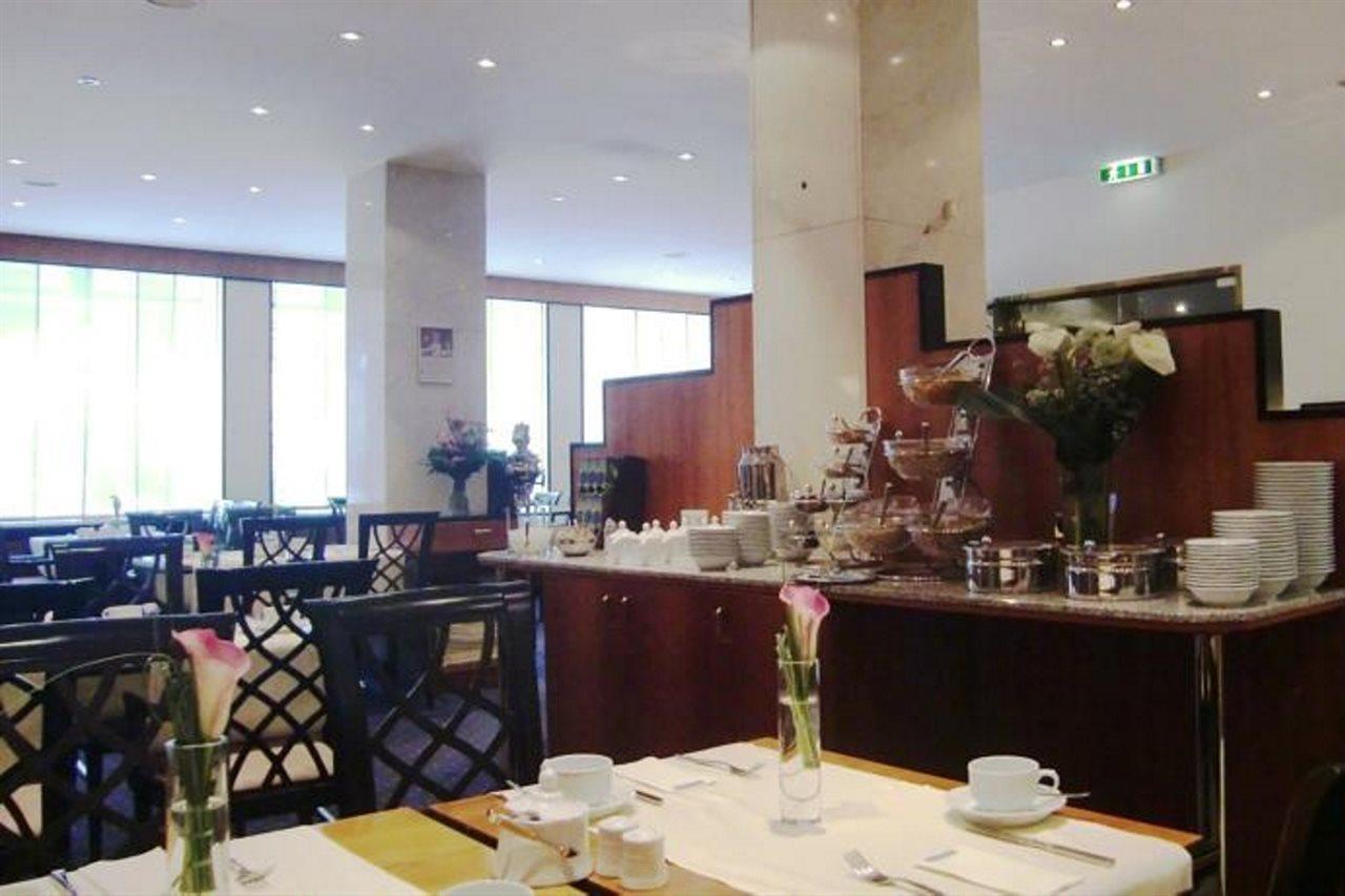 Hotel Trip Esplanade, 4*