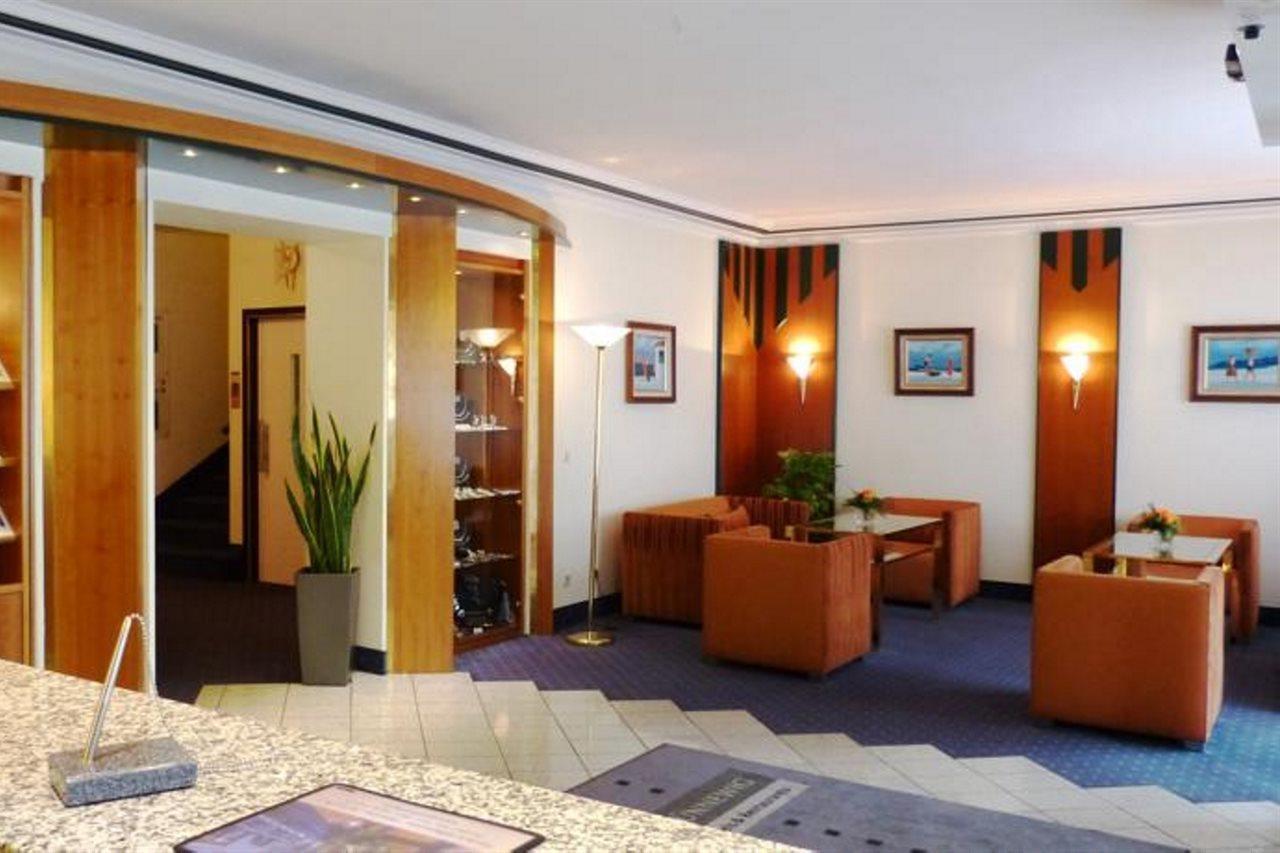 Hotel Trip Esplanade,