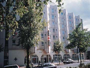 Duesseldorf-hbf Hotel 2*
