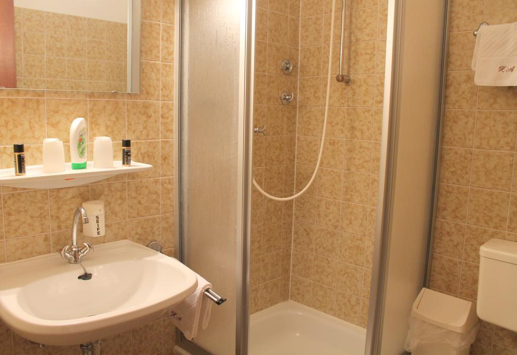 Adler Hotel 3*