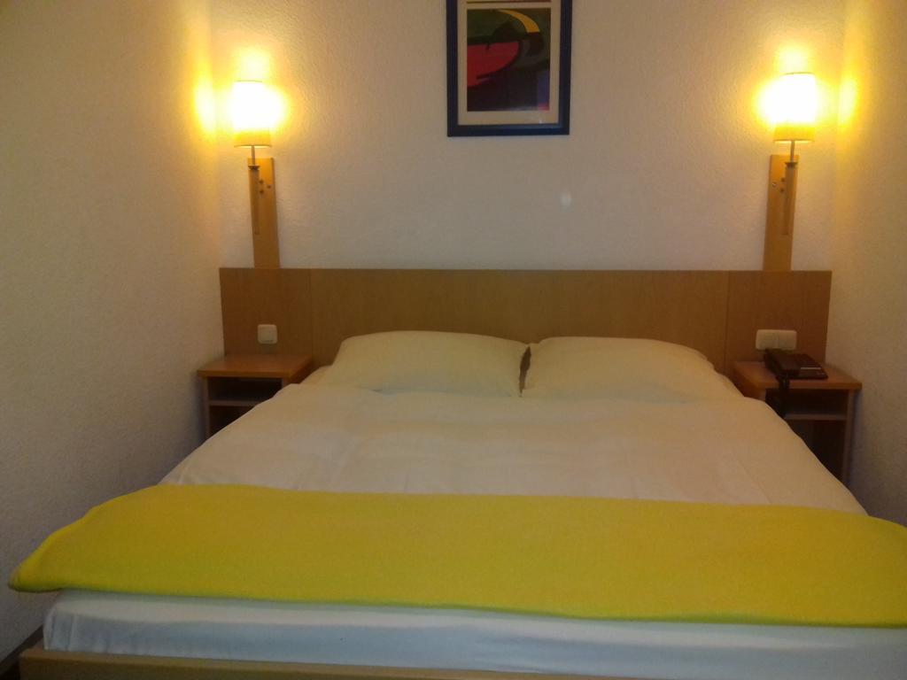 Hansa Hotel