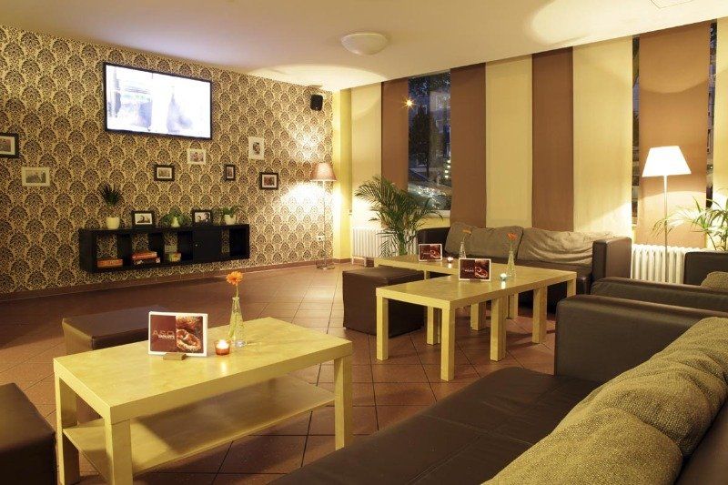 Hotel A&o Hauptbahnhof 2*