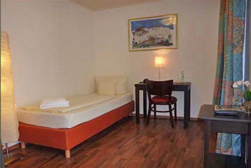 Hotel B-chill