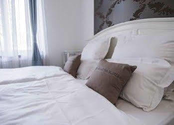 Helvetia Aparthotel 4*