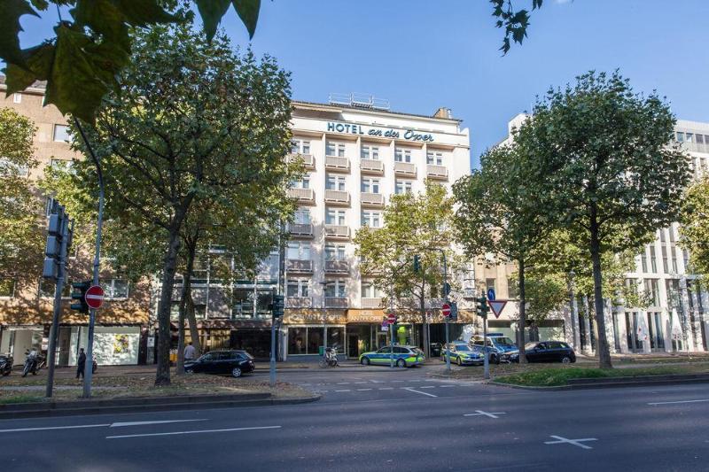 Hotel An Der Oper 3*