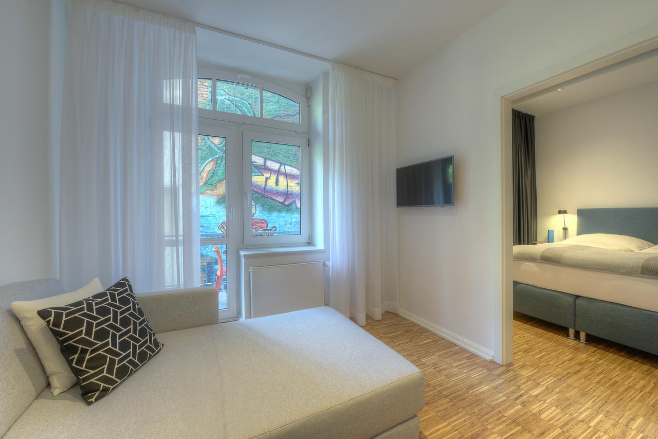 Aparthotel B-boardinghouse 4*