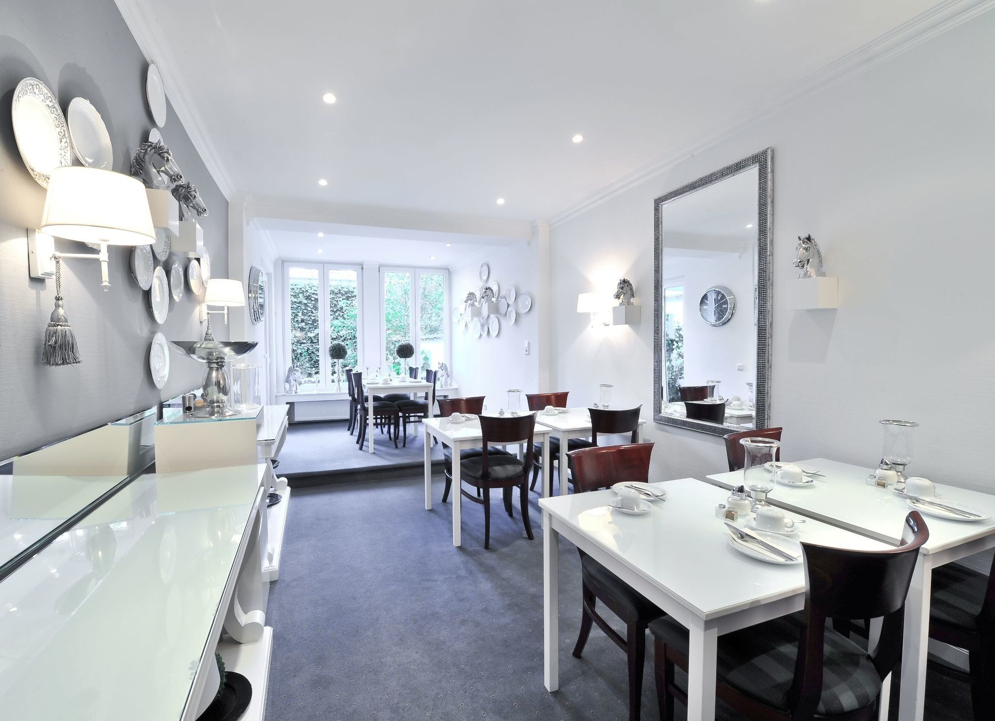 Sir&lady Astor 3* Düsseldorf