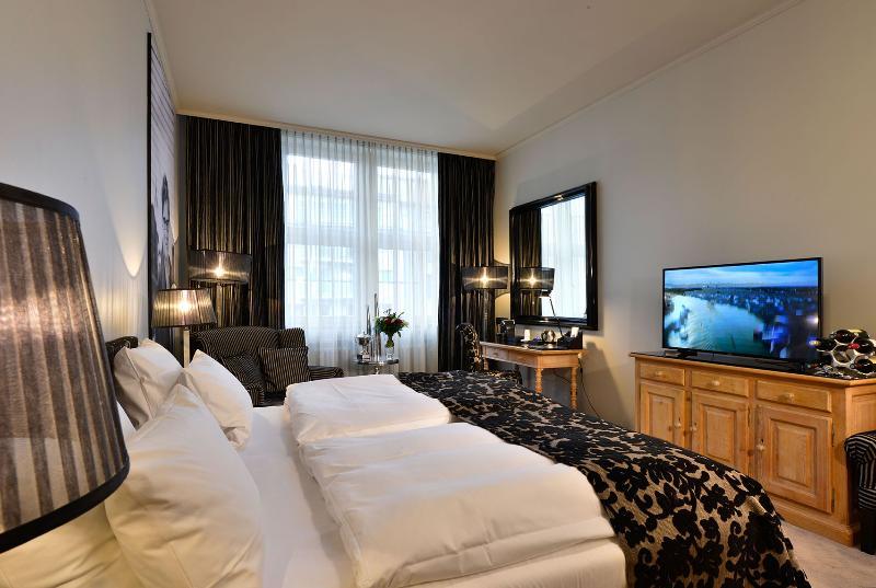 Stage47 Hotel 4*