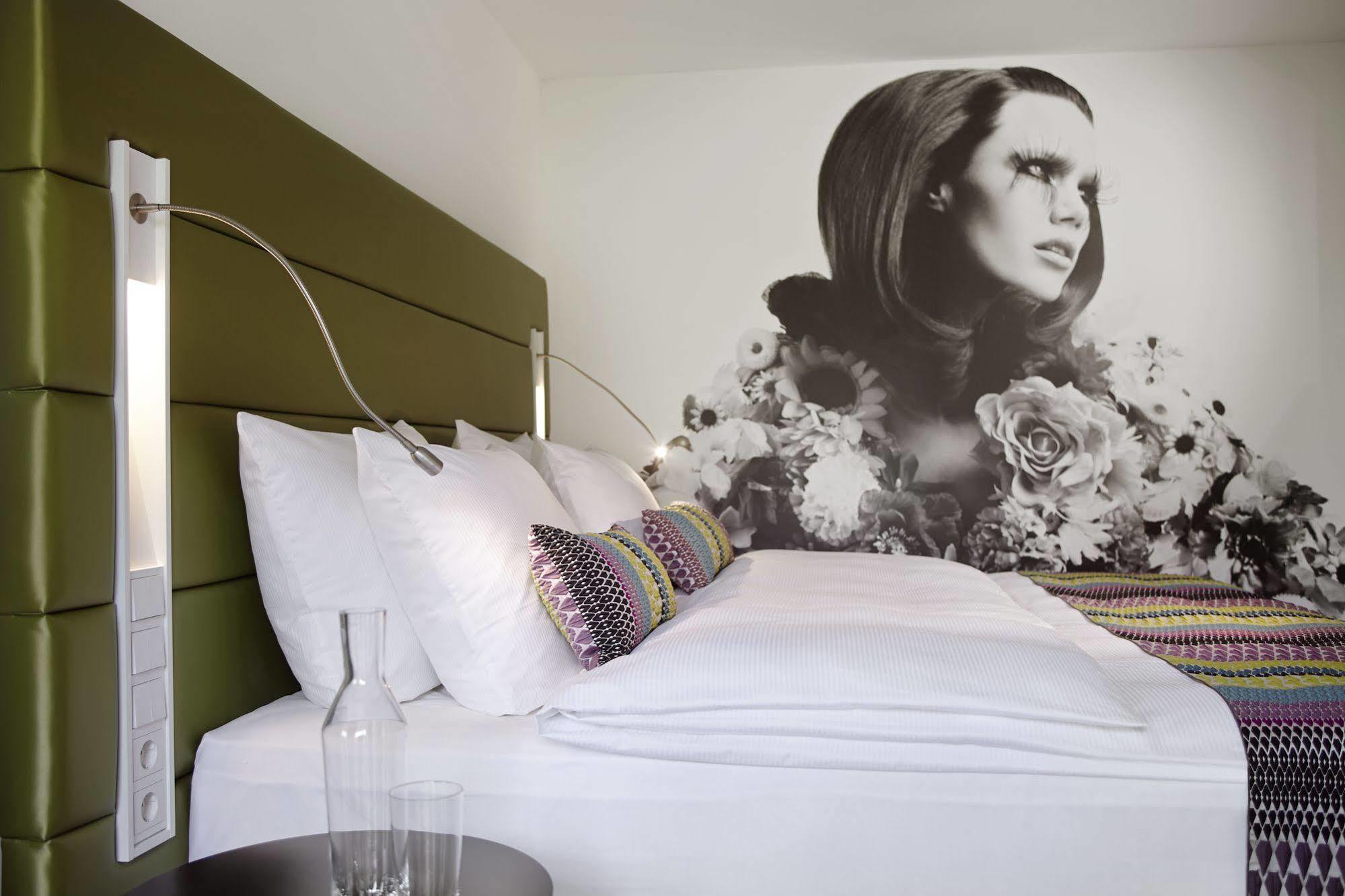 Indigo - - Victoriaplatz By Ihg Hotel Dusseldorf