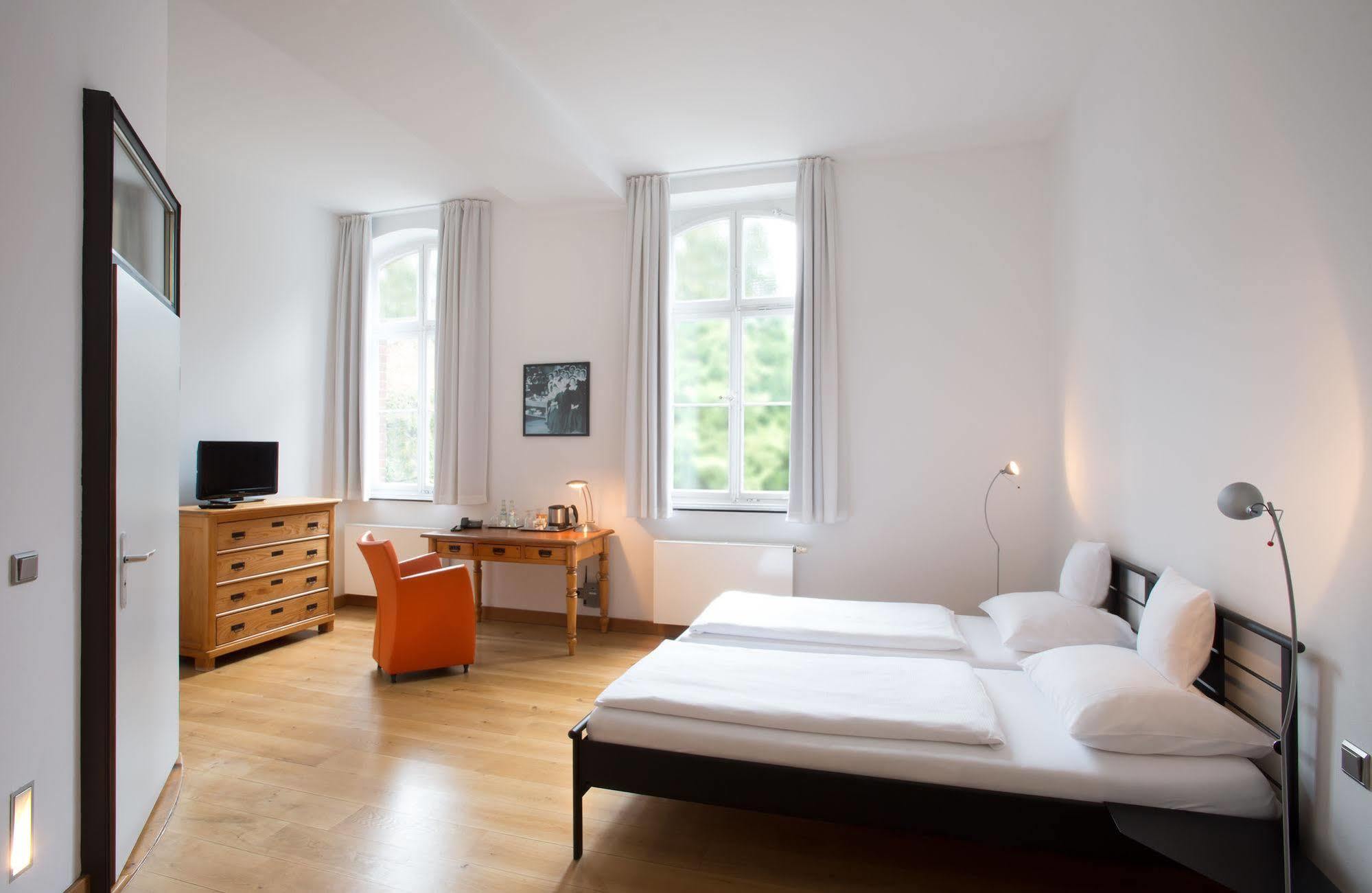 Hotel Mutterhaus Dusseldorf