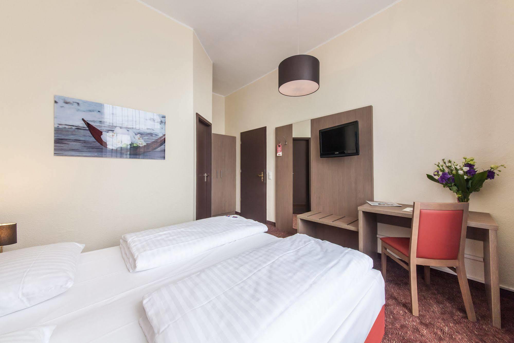 Hotel Maxim City