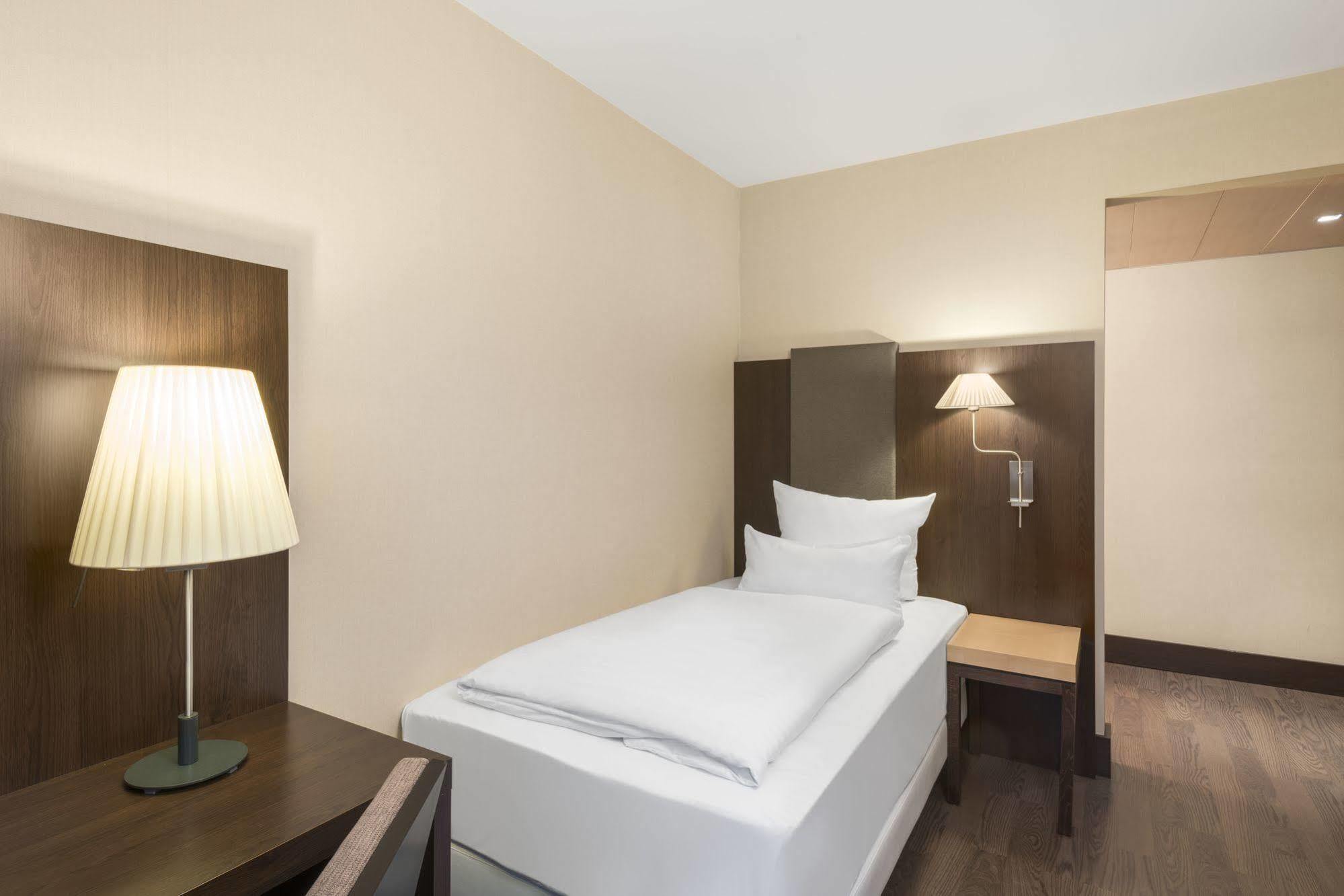 Nh Königsallee Hotel Düsseldorf
