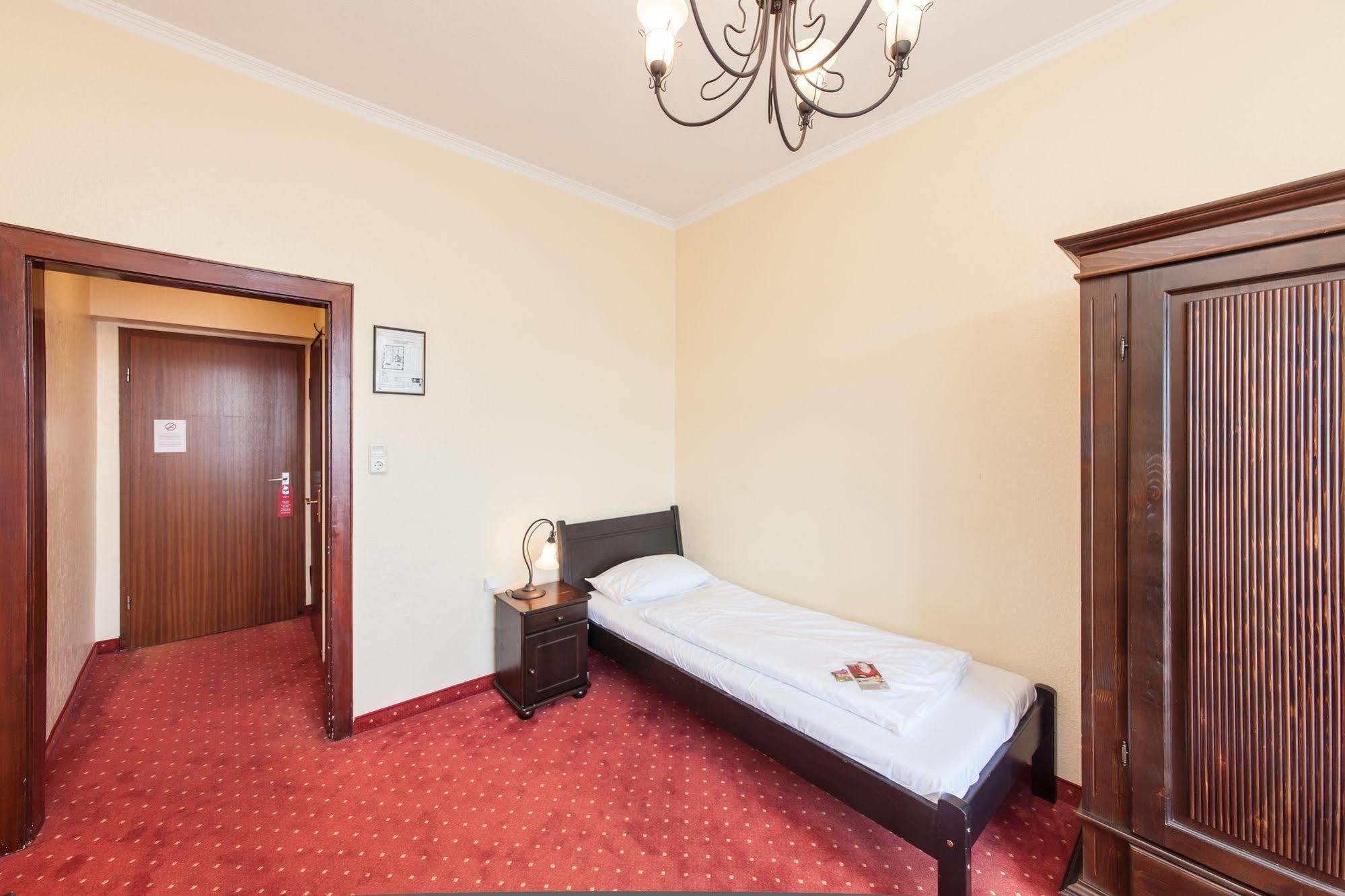An Der Oper Hotel