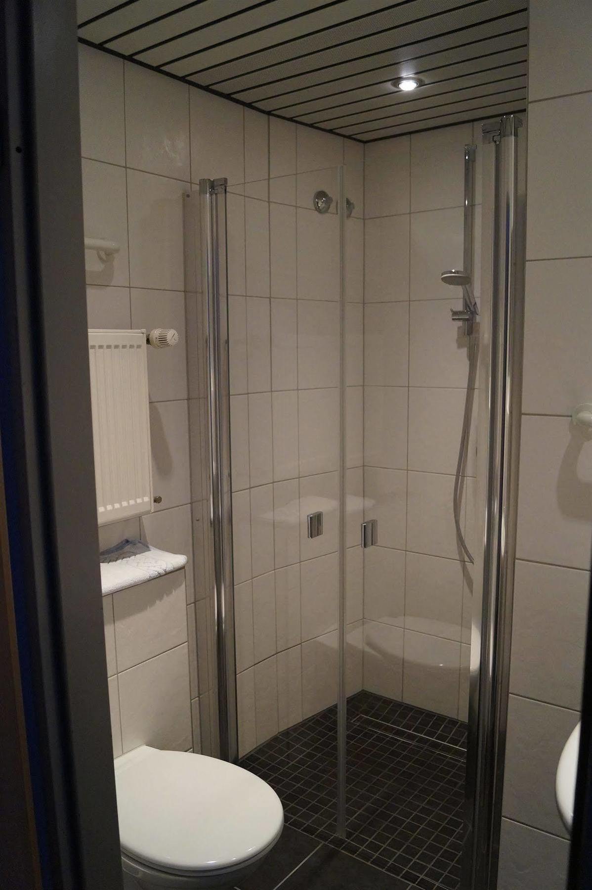 Am Vogelsanger Weg 3* Düsseldorf